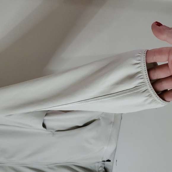 Lululemon Ventilating UV Protection Running Jacket Size 8 Full Zip Bone Womens - Picture 2 of 14